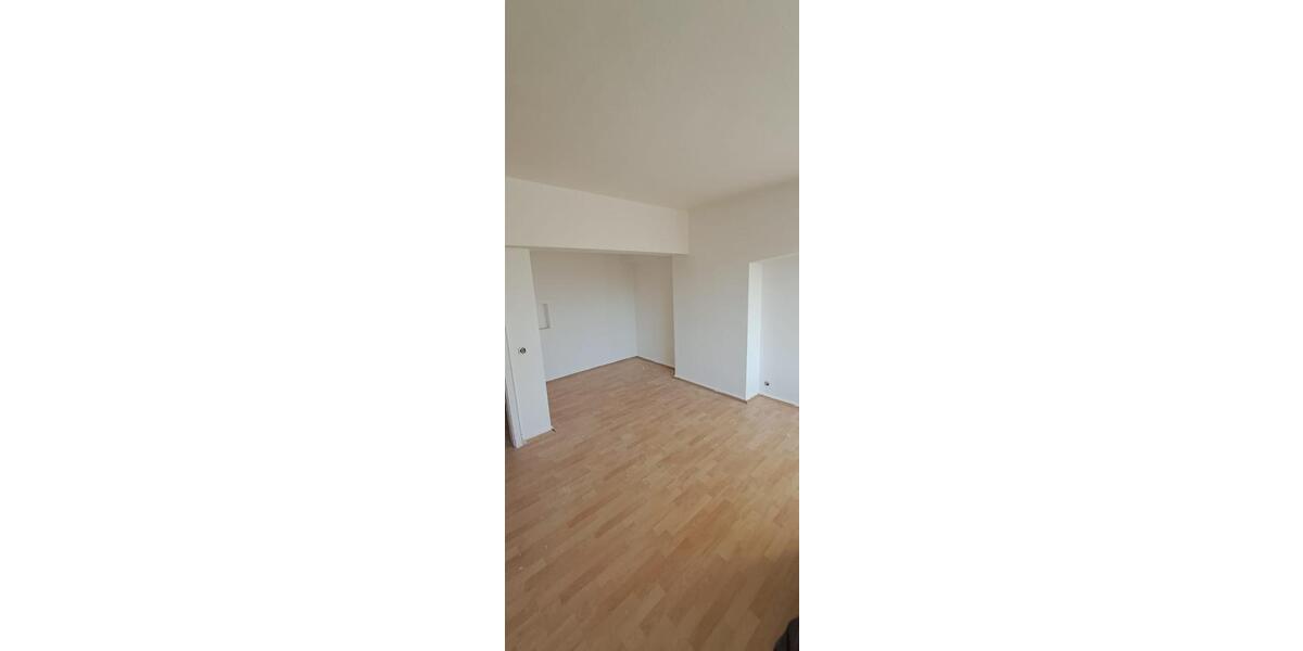 Etagenwohnung Wesel - 4 Zimmer, 94 m&sup2;, 940&euro; | Angebot:25960298