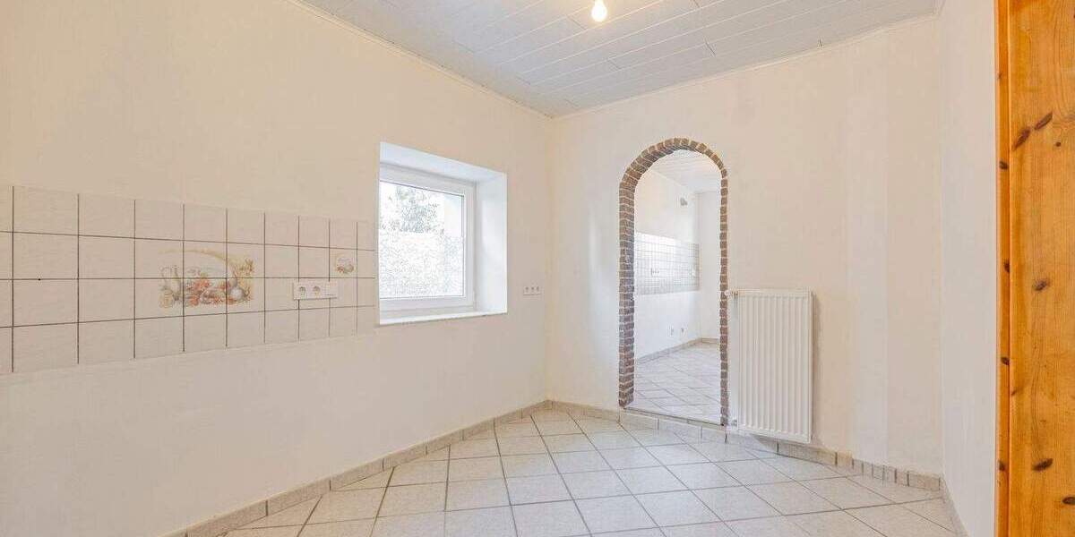 Einfamilienhaus Wesel Ginderich - 7 Zimmer, 179 m&sup2;, 299.000&euro; | Angebot:25688209