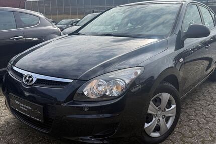 Hyundai i30 71.203 km 5.999 &euro; Vreden 48691