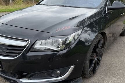 Opel Insignia 260.330 km 3.500 &euro; Wesel 46485