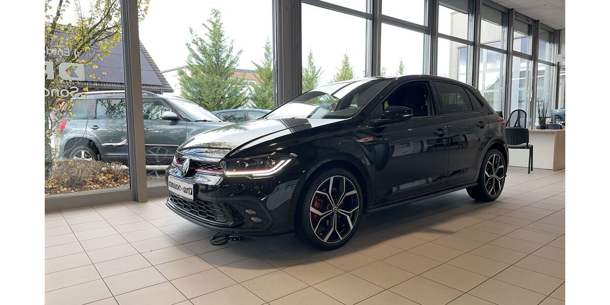 VW Polo 24.745 km 28.990 &euro; Hünxe 46569