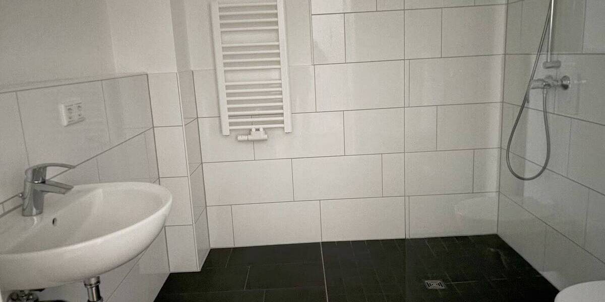 Etagenwohnung Emmerich am Rhein Emmerich - 2 Zimmer, 50 m&sup2;, 600&euro; | Angebot:26139251