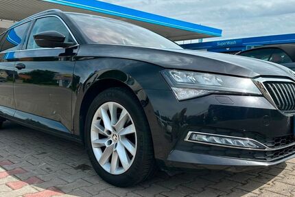 Skoda Superb 235.000 km 14.900 &euro; Raesfeld 46348