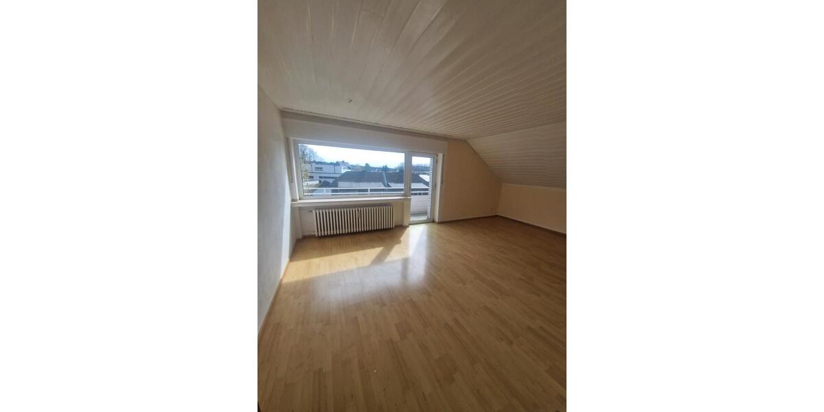 Dachgeschoßwohnung Wesel Fusternberg - 2 Zimmer, 60 m&sup2;, 670&euro; | Angebot:26024027