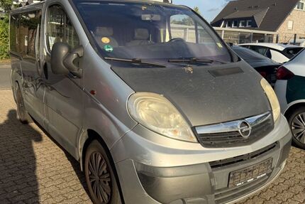 Opel Vivaro 341.000 km 2.999 &euro; Wesel 46485