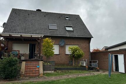 Haus Emmerich am Rhein - 10 Zimmer, 160 m&sup2;, 457.000&euro; | Angebot:25367037