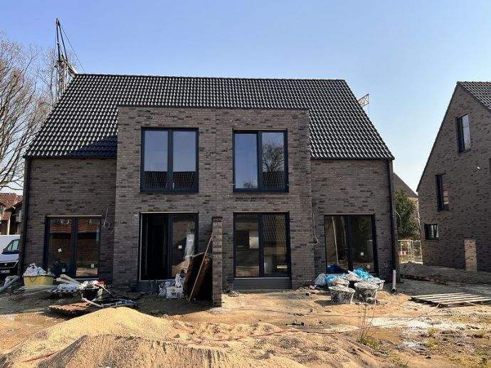 Doppelhaushälfte Hamminkeln - 4 Zimmer, 120 m&sup2;, 449.500&euro; | Angebot:25770627