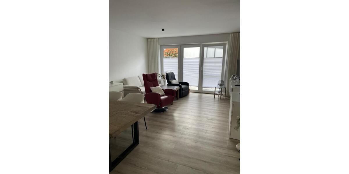 Erdgeschoßwohnung Bocholt - 3 Zimmer, 87 m&sup2;, 870&euro; | Angebot:25988817