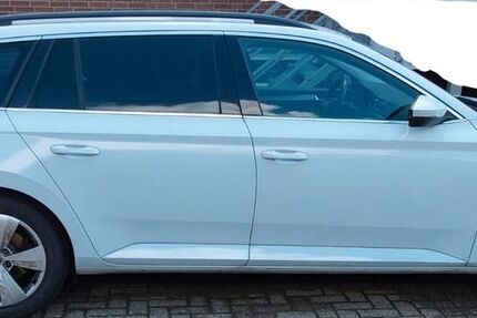 Skoda Superb 109.220 km 22.999 &euro; Reken 48734
