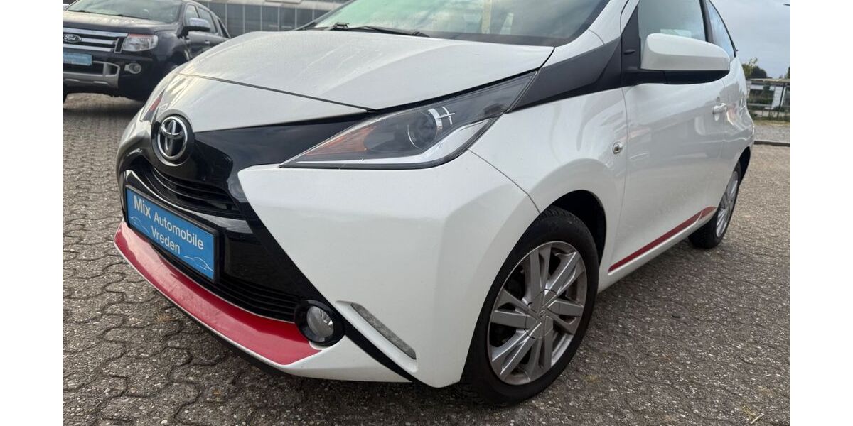 Toyota Aygo (X) 131.526 km 6.680 &euro; Vreden 48691