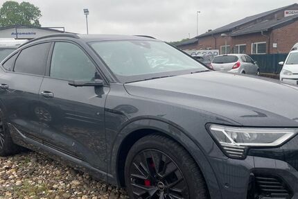 Audi Q8 19.900 km 54.999 &euro; Vreden 48691