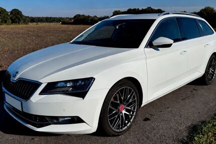 Skoda Superb 189.000 km 16.500 &euro; Vreden 48691