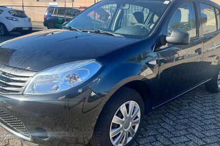 Dacia Sandero 200.000 km 1.250 &euro; Bocholt 46395
