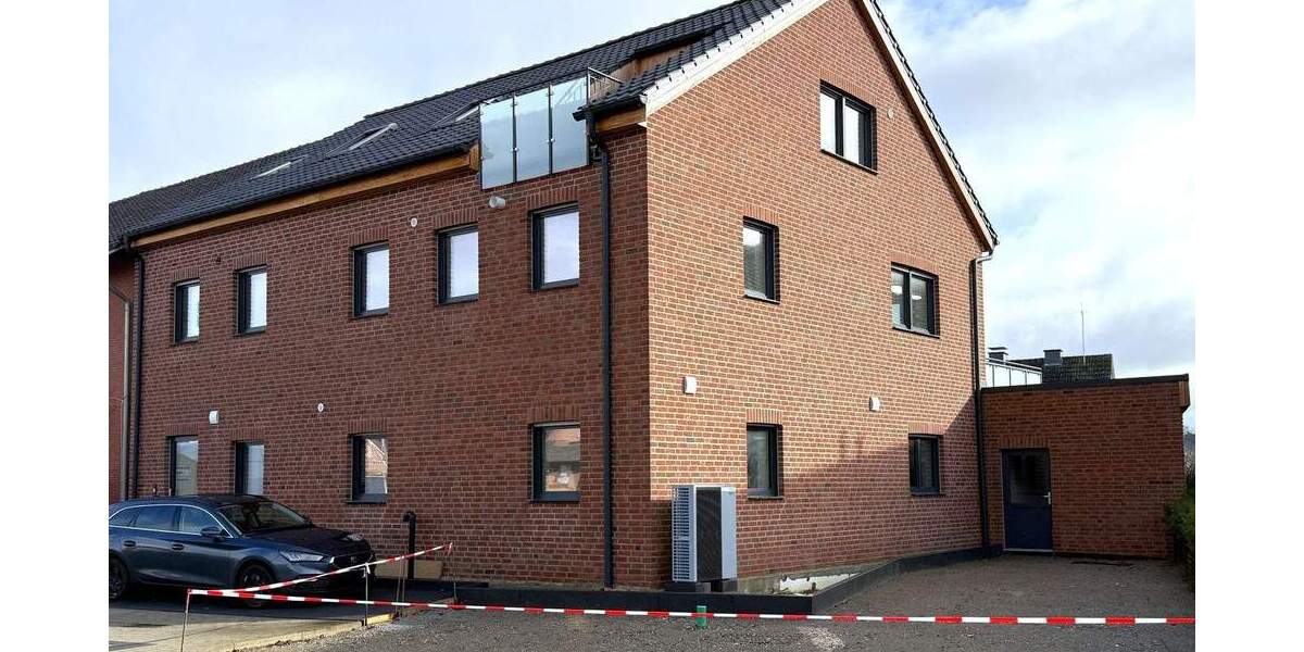 Etagenwohnung Borken Weseke - 4 Zimmer, 112 m&sup2;, 375.000&euro; | Angebot:25690466