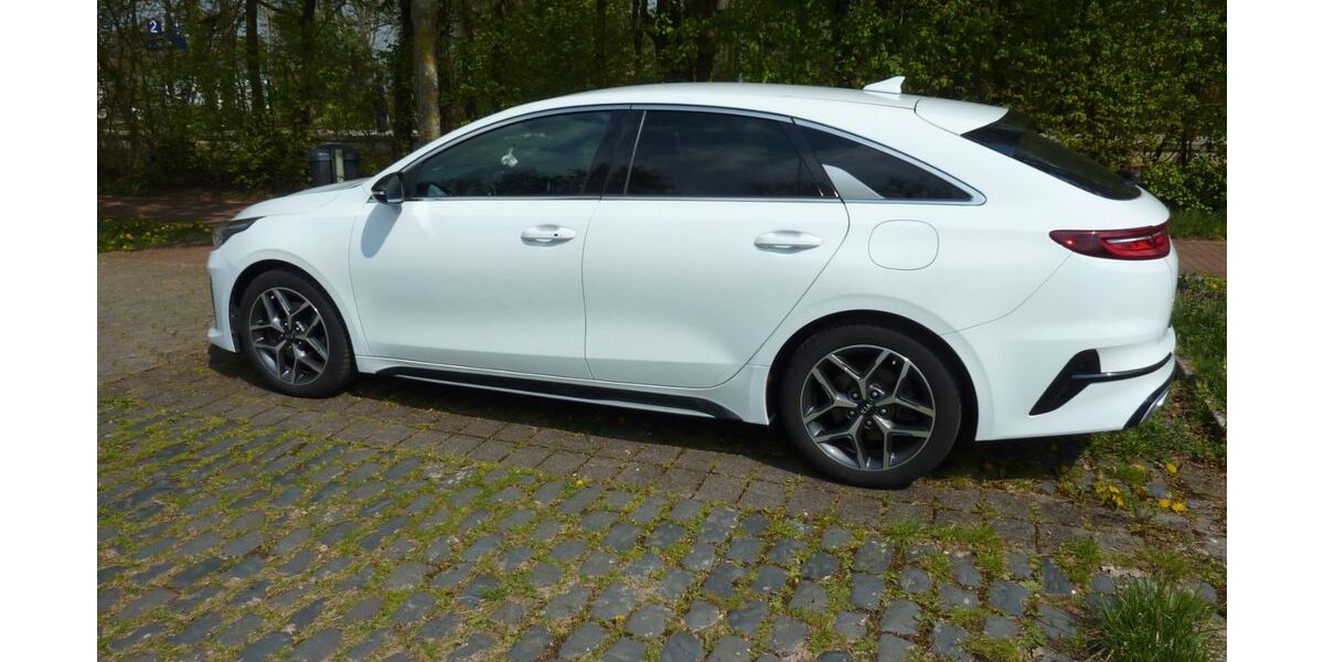 Kia pro ceed / ProCeed 107.900 km 14.100 &euro; Raesfeld 46348