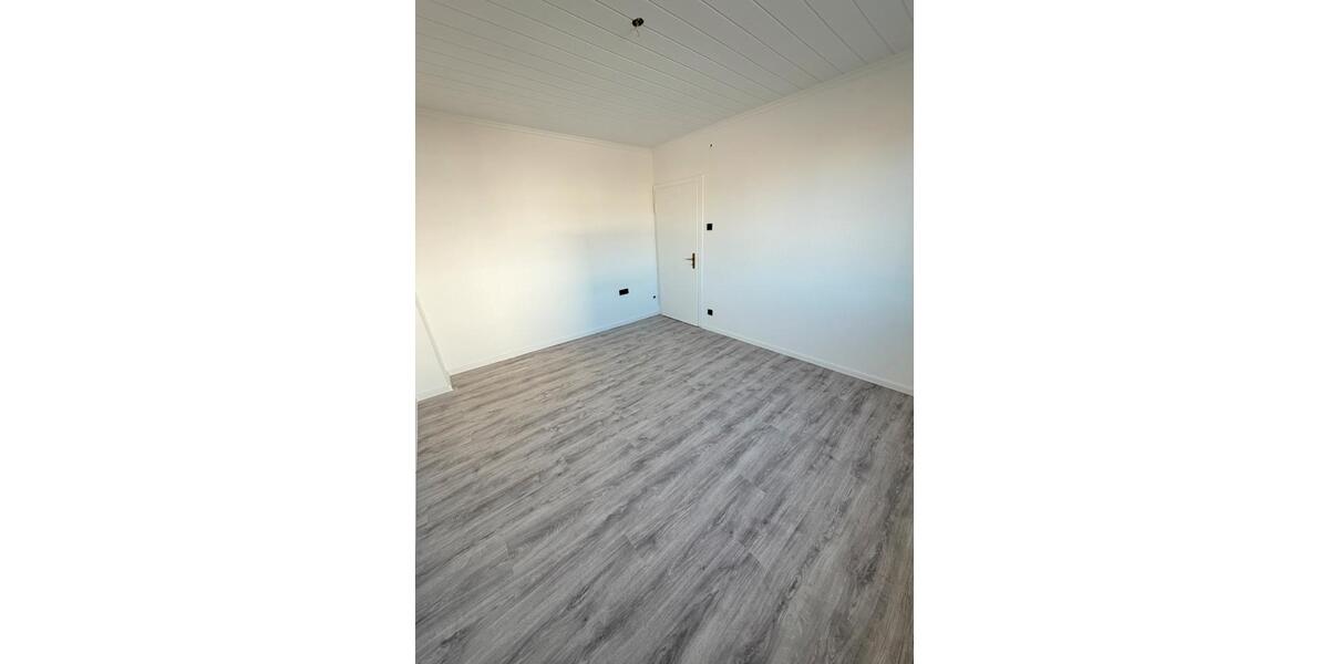 Etagenwohnung Wesel - 3.5 Zimmer, 67 m&sup2;, 950&euro; | Angebot:25307137