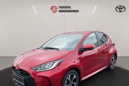 Toyota Yaris 1.123 km 29.430 &euro; Bocholt 46395