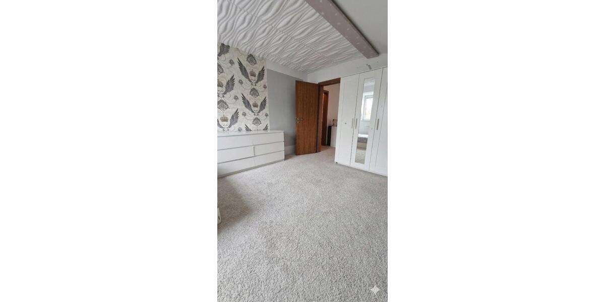 Einfamilienhaus Wesel - 8 Zimmer, 200 m&sup2;, 2.950&euro; | Angebot:26595947