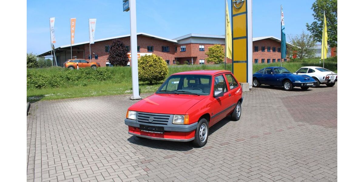 Opel Corsa 99.635 km 3.482 &euro; Isselburg 46419