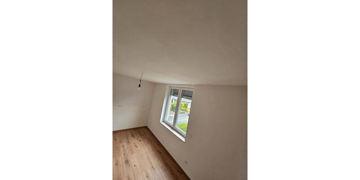 Etagenwohnung Wesel Bislich - 3 Zimmer, 102 m&sup2;, 1.120&euro; | Angebot:26336373