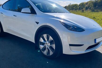 Tesla Model Y 49.448 km 33.900 &euro; Bocholt 46395