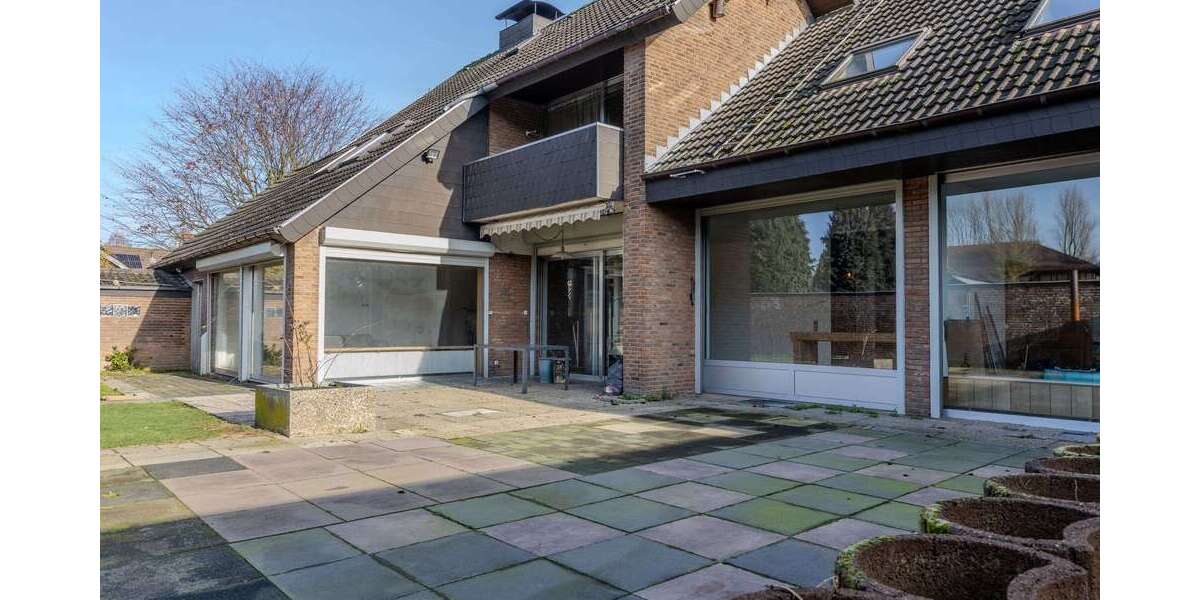 Einfamilienhaus Emmerich am Rhein - 190 Zimmer, 320 m&sup2;, 385.000&euro; | Angebot:24641288