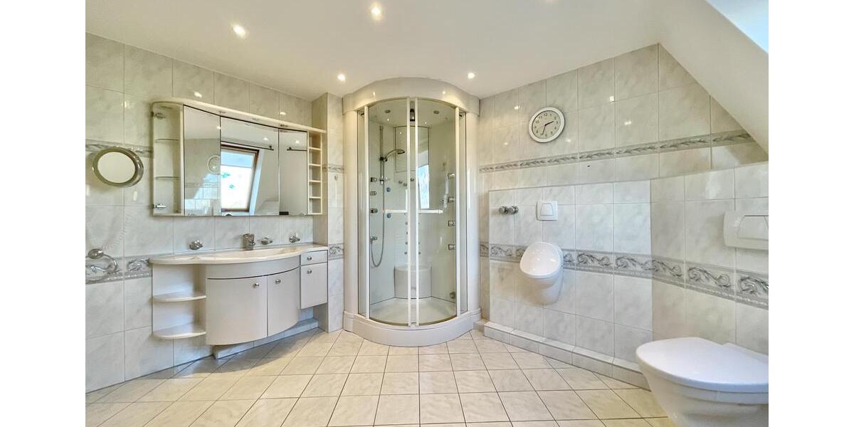 Maisonettenwohnung Emmerich am Rhein - 2.5 Zimmer, 113 m&sup2;, 1.518&euro; | Angebot:24980722