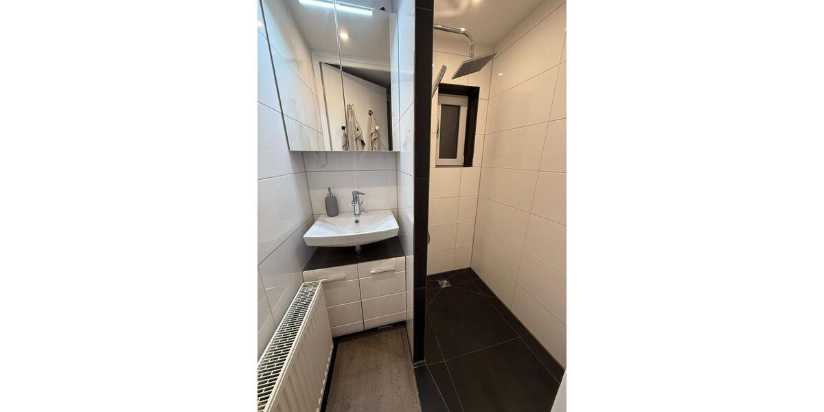 Reihenhaus Emmerich am Rhein - 3 Zimmer, 80 m&sup2;, 238.000&euro; | Angebot:23643355