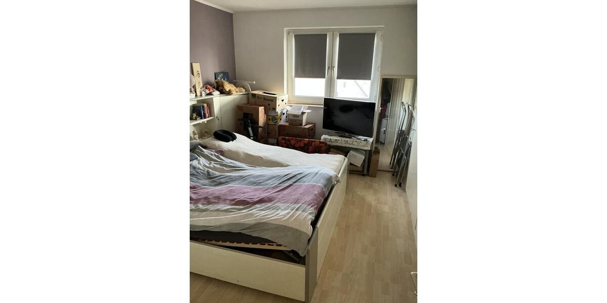 Etagenwohnung Voerde (Niederrhein) - 2.5 Zimmer, 65 m&sup2;, 320&euro; | Angebot:25837592