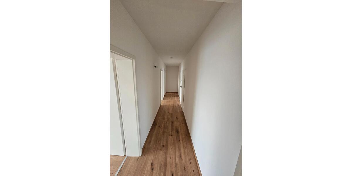 Etagenwohnung Wesel Bislich - 3 Zimmer, 102 m&sup2;, 1.120&euro; | Angebot:26336373