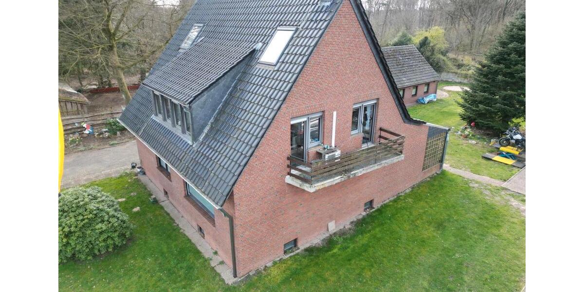 Mehrfamilienhaus, Wohnhaus Hünxe - 9 Zimmer, 180 m&sup2;, 770.000&euro; | Angebot:25810971