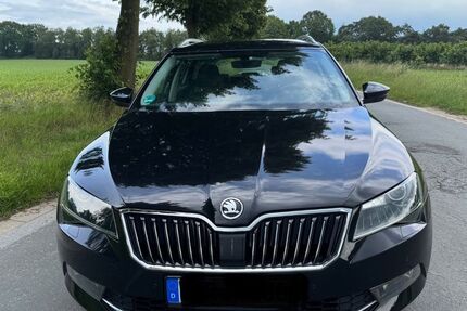 Skoda Superb 213.000 km 9.799 &euro; Raesfeld 46348