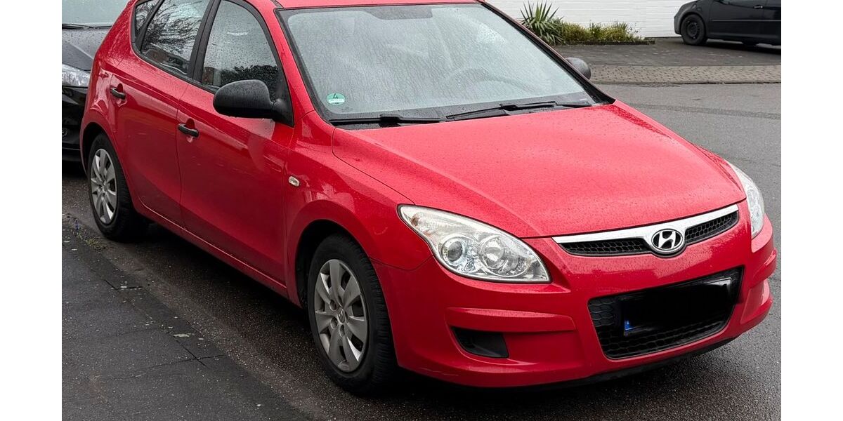 Hyundai i30 107.000 km 3.450 &euro; Hünxe 46569
