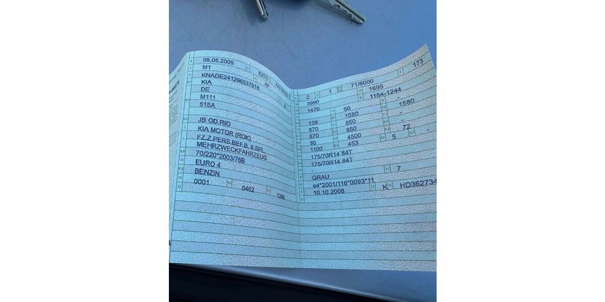 Kia Rio 94.000 km 3.500 &euro; Voerde 46562