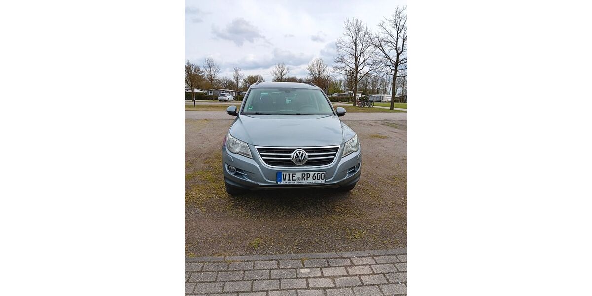 VW Tiguan 221.965 km 4.800 &euro; Kalkar 47546