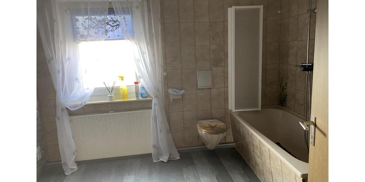 Einfamilienhaus Isselburg - 5 Zimmer, 100 m&sup2;, 770&euro; | Angebot:23839397