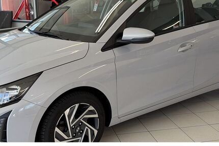 Hyundai i20 14.700 km 17.950 &euro; Wesel 46485