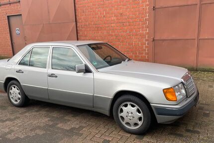 Mercedes-Benz 200 153.885 km 4.500 &euro; Kalkar 47546