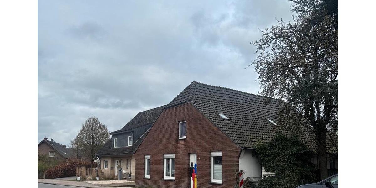 Einfamilienhaus Emmerich am Rhein - 6 Zimmer, 130 m&sup2;, 220.000&euro; | Angebot:25721390