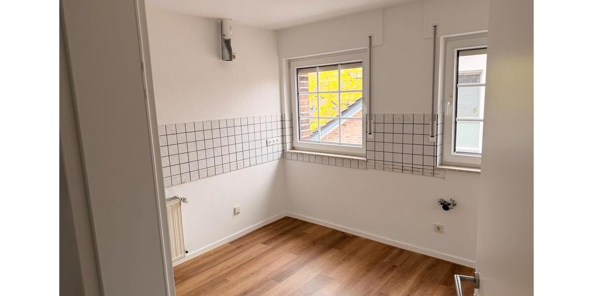 Dachgeschoßwohnung Hamminkeln - 3 Zimmer, 82 m&sup2;, 885&euro; | Angebot:26648912
