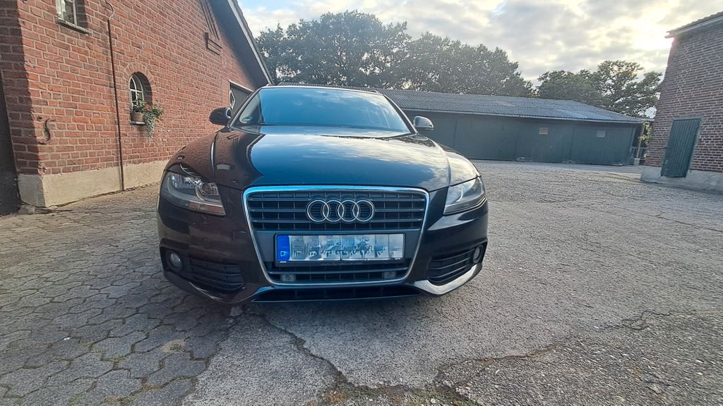 Audi A4 333.195 km 2.900 &euro; Bocholt 46397