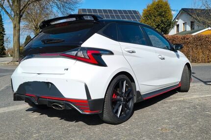 Hyundai i20 27.200 km 24.850 &euro; Emmerich am Rhein 46446