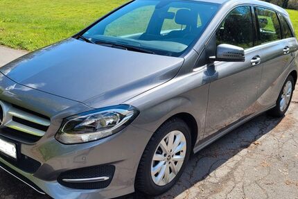 Mercedes-Benz B 180 22.000 km 18.490 &euro; Hünxe 46569
