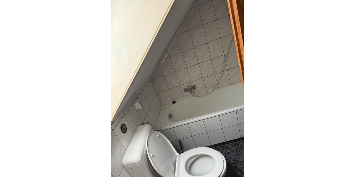 Dachgeschoßwohnung Borken - 2 Zimmer, 65 m&sup2;, 33&euro; | Angebot:25887341