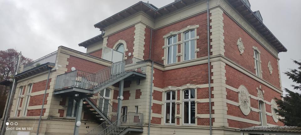 Dachgeschoßwohnung Vreden - 6 Zimmer, 170 m&sup2;, 1.300&euro; | Angebot:25253024