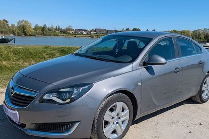 Opel Insignia 81.000 km 9.999 &euro; Xanten 46509