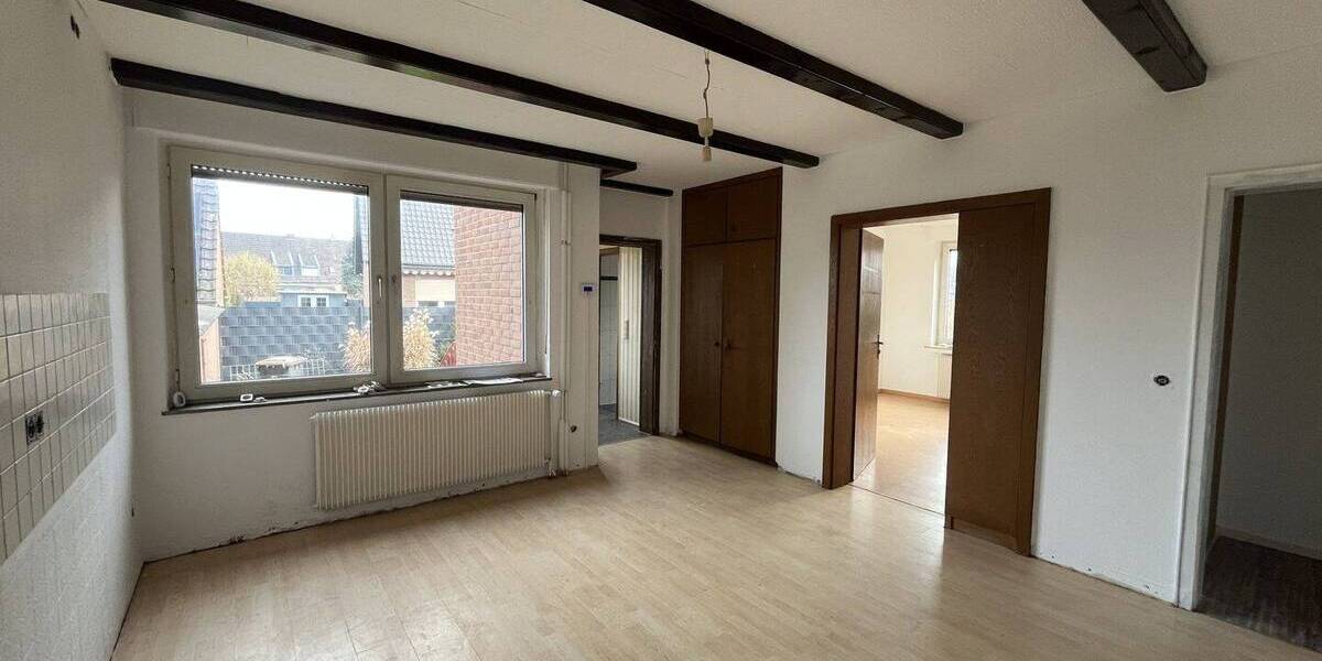 Mehrfamilienhaus, Wohnhaus Xanten Marienbaum - 8 Zimmer, 202 m&sup2;, 339.000&euro; | Angebot:26081883