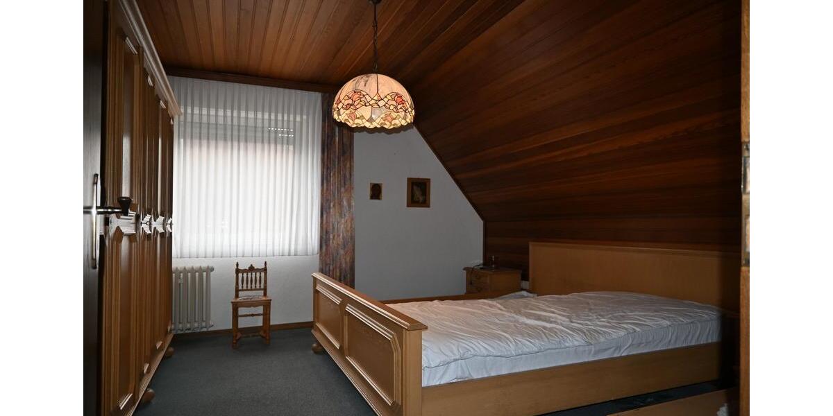 Einfamilienhaus Borken - 9 Zimmer, 158 m&sup2;, 325.000&euro; | Angebot:25175039