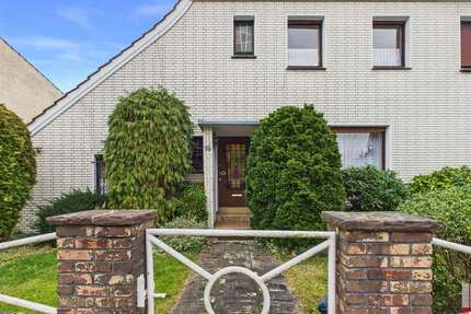 Haus Voerde - 7 Zimmer, 126 m&sup2;, 219.000&euro; | Angebot:25830094