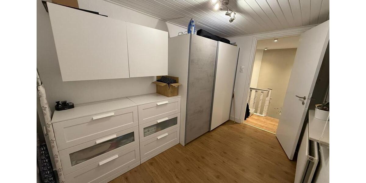 Reihenhaus Emmerich am Rhein - 3 Zimmer, 80 m&sup2;, 238.000&euro; | Angebot:23643355